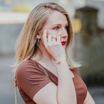 Selmaalfred's profile picture. private account 

Award winning fashion and personal style, with a focus on designer accessories. Luxury • Feminine • Fashion.