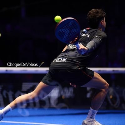 ChoqueDeVoleas's profile picture. Enfermo del pádel 💙🤍🤒 / Malo en el choque de voleas, mejor en el de opiniones 💬💥🗨 / 5️⃣ secciones semanales 👀🍿 / 📝 Escribo artículos en @bola_padel 🤝
