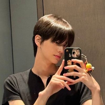 ssinn666666's profile picture. 