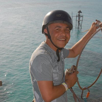 SrReysPDT's profile picture. Lúcido;
Paulistano;
Casado;
Pai e Avô;
Evangélico;
Consultor de TI.
Filho da PUC-SP.  
Me chamam de Kumuna.
Abomino a escória baba ovo do BolsoAsno.