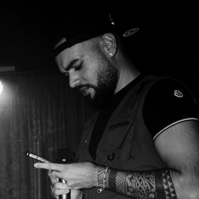 gloryuss_'s profile picture. I Make Sexy Garage Tunes 🌟 Arsenal ST Holder 🔴 gloryussofficial@gmail.com 💌