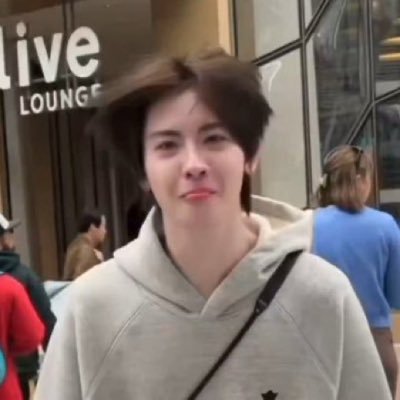 makeawishonjuly's profile picture. ⟡ ̫ ♡ 🎀 𓊆@firstone_wnk 𓊇 🐰🥕🧢 ⭐👚 #TleFirstone ☔️ ꕁ เอางี้รู้ไหมพี่จะเลือกเฟิร์ส