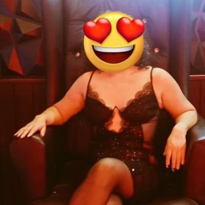 lasubdirectora's profile picture. Madura de 50 Squirt ardiente y perversa gusto x los tríos,gusto x los hombres educados perversos limpios solventes y aguantadores