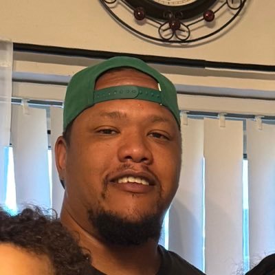 ___april3's profile picture. 🤖💻