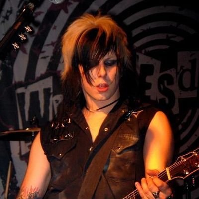 bllsintbrnx's profile picture. 🌌.ೃᶻ𝗓𐰁 ִ ࣪*ੈ🎸⭑ֶֶֶָָָ֢֢֢ᯓᴡ̸🎧ⁿᵉᵛᵉʳ ᵗʰⁱⁿᵏᵎᵎᡣ𐭩 🇧🇷