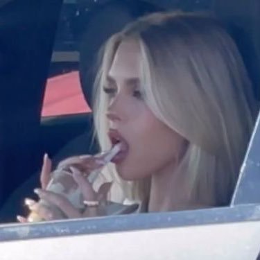 f_lzoi's profile picture. 🇧🇷