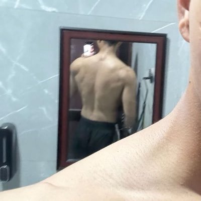 mshotpy's profile picture. Single- hot- Paraguay