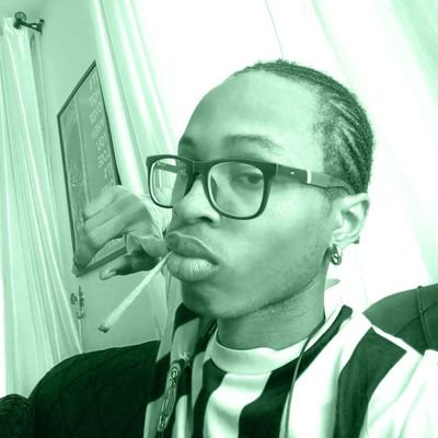 NikoPariss's profile picture. artist