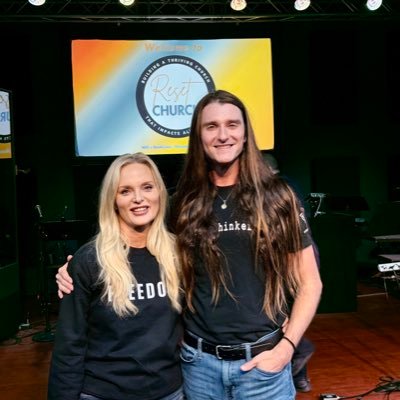 tonya_delaine's profile picture. 🇺🇸 Faith • Family • Freedom | ✍️ Writer & Emotional Fitness Trainer | 🧘‍♀️ Yogi with a #MakeItBetter Mindset | Turning Failures into Wins 🥇