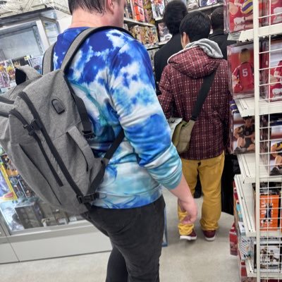 oomfmare's profile picture. wat for lunch