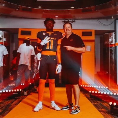 HezeHarris's profile picture. 4 ⭐️ Tennessee commit 2026 | 1st Team @MaxPreps All American | Mae Jemison High | @UANextFootball All American| @AABonNBC All American