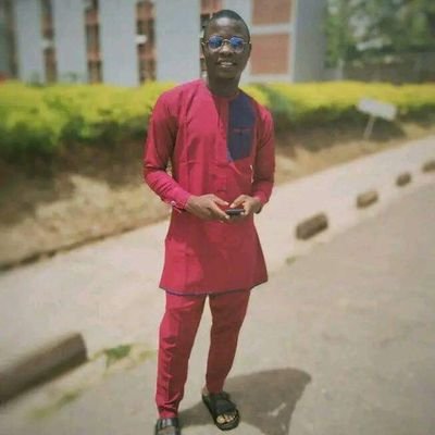 kenHabila's profile picture. No pain, no gain.