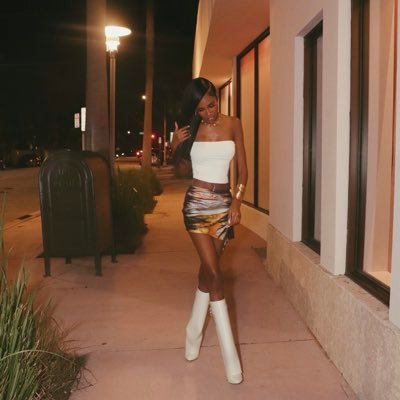 MayJarkelle's profile picture. God’s favorite i’m living proof ✝️