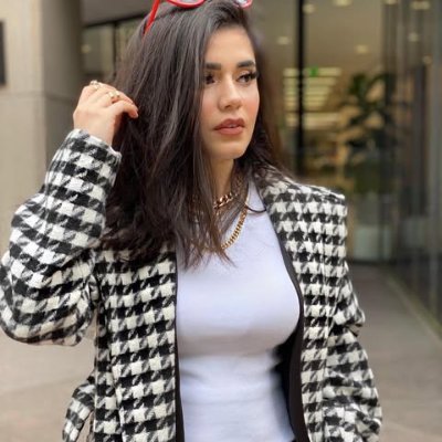 Saraahmed7d2's profile picture. 