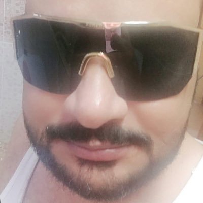 medwiss19's profile picture. i am me that is it