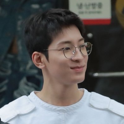 pieceofshameles's profile picture. 