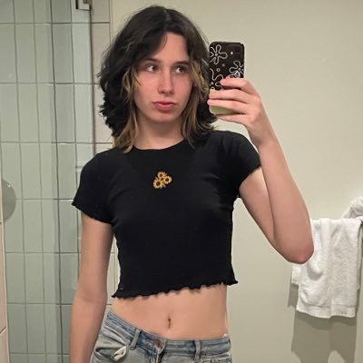 Eve (BANNED IN PORTLAND ❌) Profile