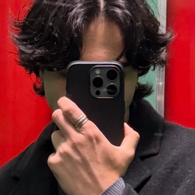 supChakra's profile picture. PER IL MIO BENE, il mio primo disco fuori ora. https://t.co/USK8pEyTEJ