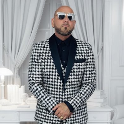 TheBigVitoBrand's profile picture. 35 years of Grappling. Lucky Luciano's Nephew. THE Don of Wrestling 👑 🤌 Proud Italian. The Originator. King of the 5 boroughs.  JCW Protector of Investments