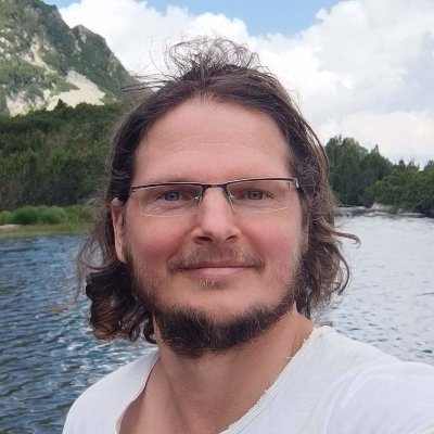 elektronik2k5's profile picture. Open source, Linux, Web, front-end is what I love and am lucky to be doing for a living as consultant, architect and developer. Vegan, atheist, pacifist.