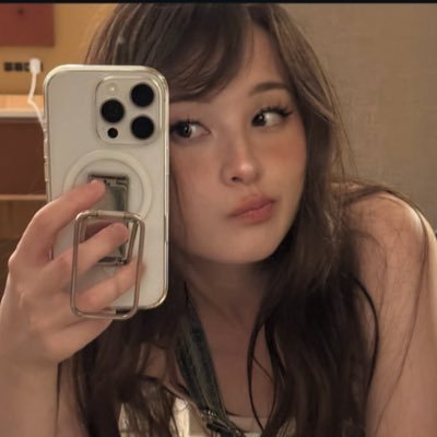 bamgeut2's profile picture. no labels, just me! 🌈 | semi-ia | old txt acc @0X1FROST