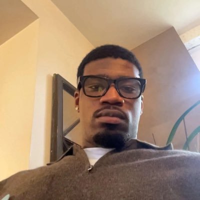 Noovich_'s profile picture. 