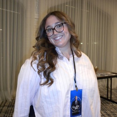 MadelynMcClusk's profile picture. President of @NHYoungDems |🍀🐈‍⬛🌻