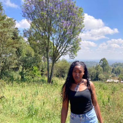 Essie__bx's profile picture. @dev3pack  Datascience