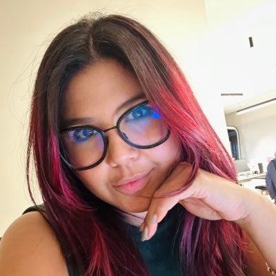 GuerreraMorada1's profile picture. No es “exageración” si me da miedo volver sola a casa.