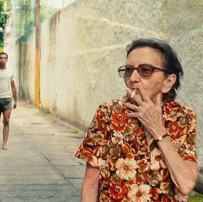 Ritinha_Andrews's profile picture. Apaixonada por cinema, livros, teatro, novelas, músicas antigas, devota das old, amante de celebts que já morreram e muito porra loka! BORA TWWWITAAAR!!