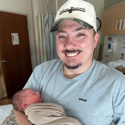 TheKingdomdad's profile picture. Husband. Dad. Builder. Helping founders to build God’s Kingdom + their companies. Former 7-figure landscaper | Founder-Blue Collar Kingdom + Conquer Consulting.