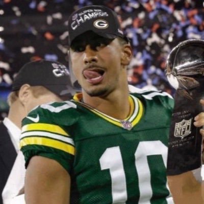 NotSoESPNx's profile picture. i’m here to talk and argue sports. Follow if you support the Packers or Bulls. #Bullsnation #GoPackGo