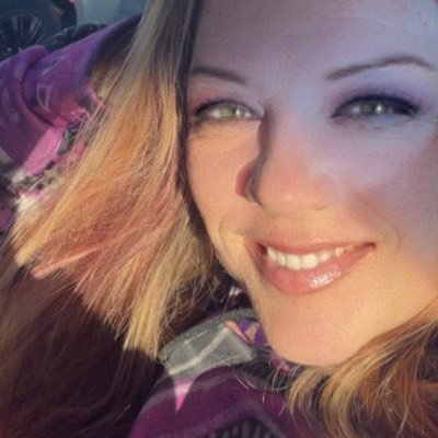 bonniebell's profile picture. 🍀Maker of things&people #BT #Artist #Audio #Video #Producer #Editor #Writer #Publisher #BarefootPress #Bobbyisms❤️#NoSkittles4Bobby #LATfam ❤️