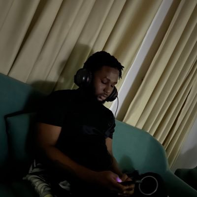 foreverollin's profile picture. 