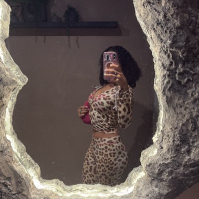 incognitafea's profile picture. I reign supreme