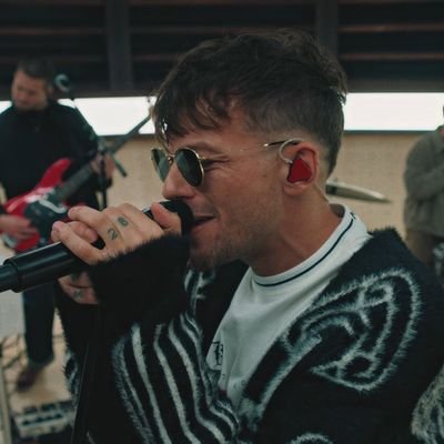 outoflwtt's profile picture. #LouisTomlinson: Love you all to death ☆
loukat protector        
♡ track 3 6 9 from lt3 are mine