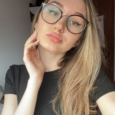 AbbyDawn480427's profile picture. I AM WHO I AM