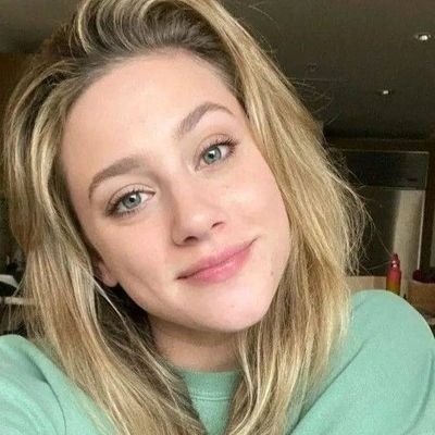 LucyDavies8323's profile picture. 