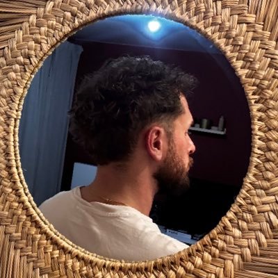 sebmlm's profile picture. lo que sea, pero contigo 💫