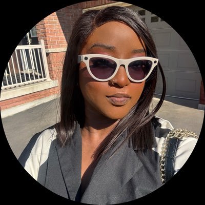 heymolz's profile picture. 