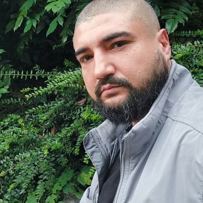 ernest_colic's profile picture. 🕳