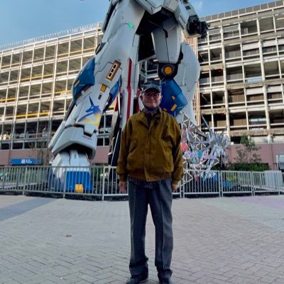 yuyu0416068511's profile picture. 【自戒の文面に🙇🏻】四才で母と離別八才で父他界。十四才で肉体労働、夜の世界で働く。自衛官自営等転職六十回。家の売買十六回、持ち家四軒。学びの為に微々の株投資五十年。妻と娘二人と孫五人、団塊世代。金儲けエロDM❌返信は絵文字で🙏人生笑顔が一番🤗