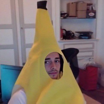 isamarcondezzz's profile picture. nunca ames a alguien que te haga sentir ordinario