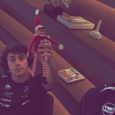 itseileenf1's profile picture. 25 // just got into f1 help