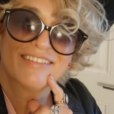 RoseMarieMusk's profile picture. Dum Vivimus, Vivamus ~ Word Smith
Encyclopedia Galactica
Omnipresent