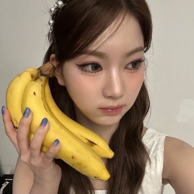 clairocentric's profile picture. mentally ill bulimic yaoi freak -16 dni