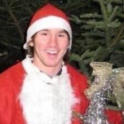 DefenceMmn's profile picture. Messi🐐. RAZMUSHH enjoyer. Al Najma supporter. Proud Irish. We owned Ronaldo #ThatDay