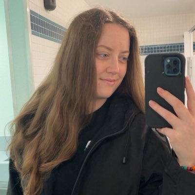 abeillesabrazos's profile picture. AA. BFA. abortion rights. feminism. thyroid (eye) disease. 1312. עלינו להיות השינוי שאנו רוצים לראות בעולם