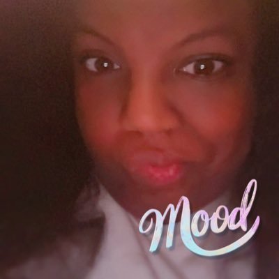 TiniaSpencer's profile picture. "Be yourself” #carpediem #nevergiveup