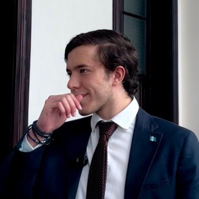 cbas_am's profile picture. 🇬🇹 | A veces serio y a veces no tanto. | Opiniones personales | 